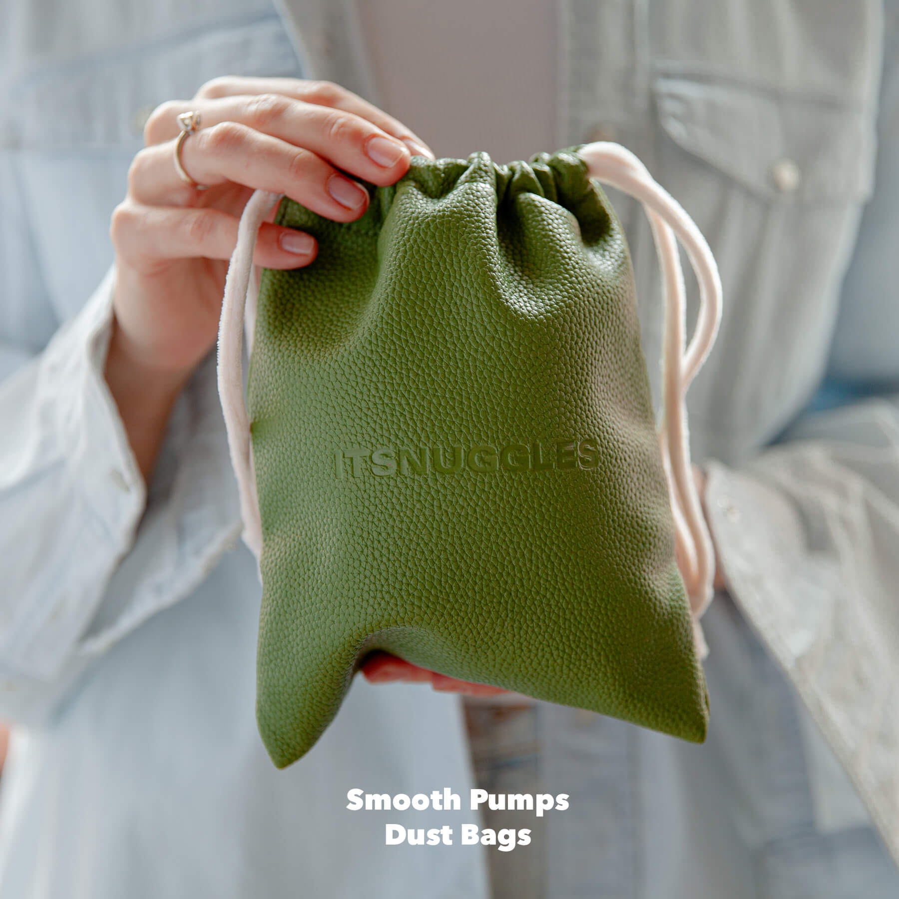 Hands-Free Wearable Breast Pump